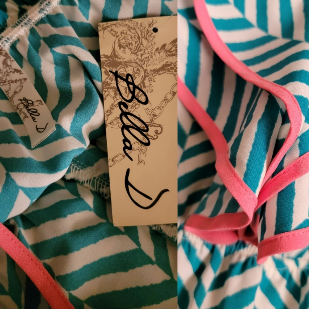 Bella D. Green & White V-Neck Geometric Striped Print Blouse - Picture 5 of 7